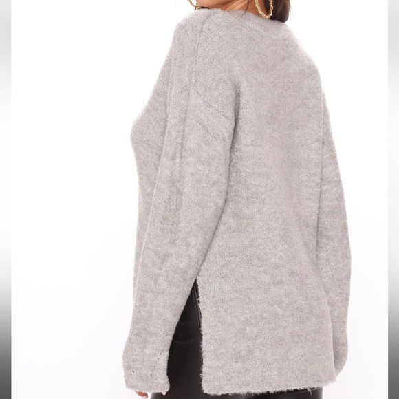 Grey Knit Oversized Sweater - Picture 4 of 5